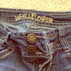 Wallflower jeans